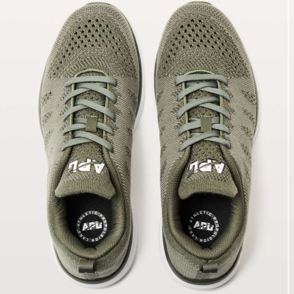 $250 Lululemon TechLoom Pro Shoe Cashmere 
10.5 Women’s 8.5 Men’s